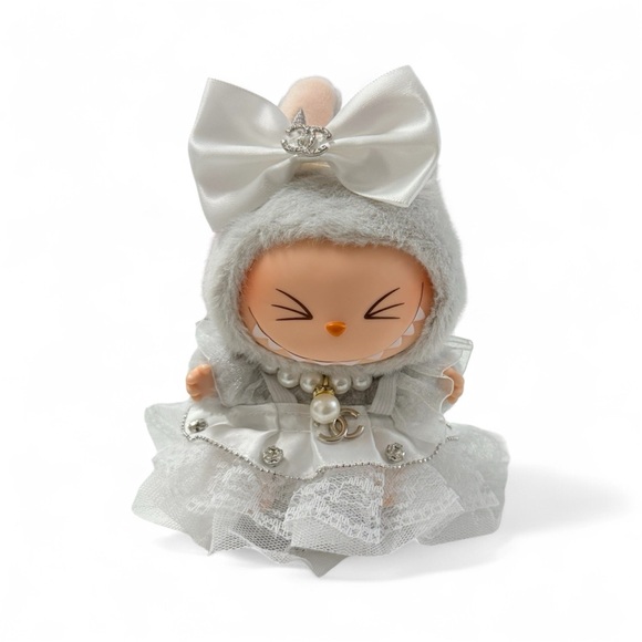 New opened box & bag pop marts Labubu doll Hehe & dress & bow